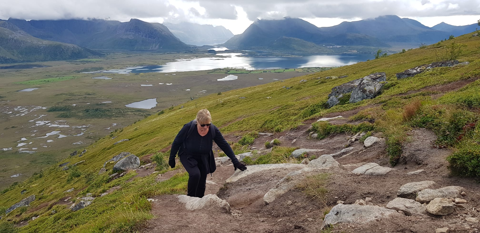 Climbing Hoven, Lofoten Climbing Hoven, Lofoten