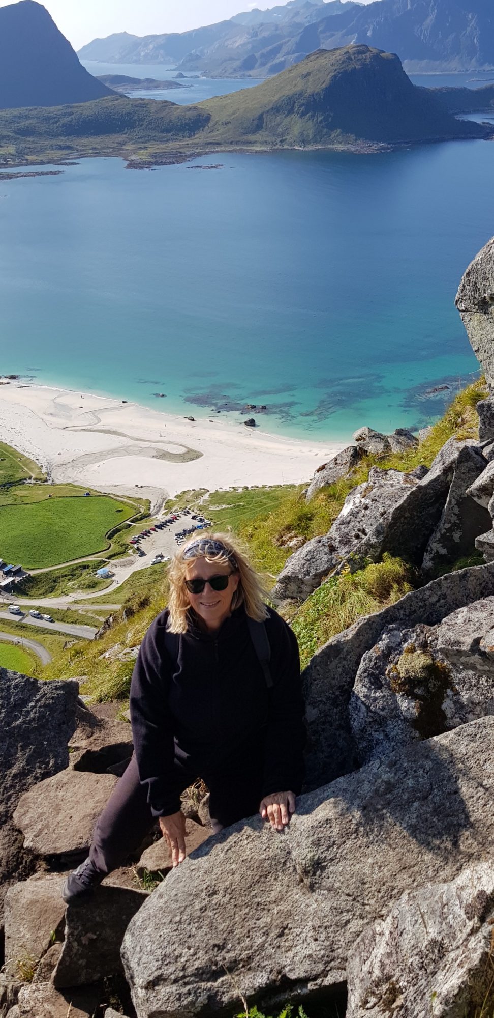Rock climbing to Mannen, 400 m Lofoten hikes: rock climbing to Mannen, 400 m