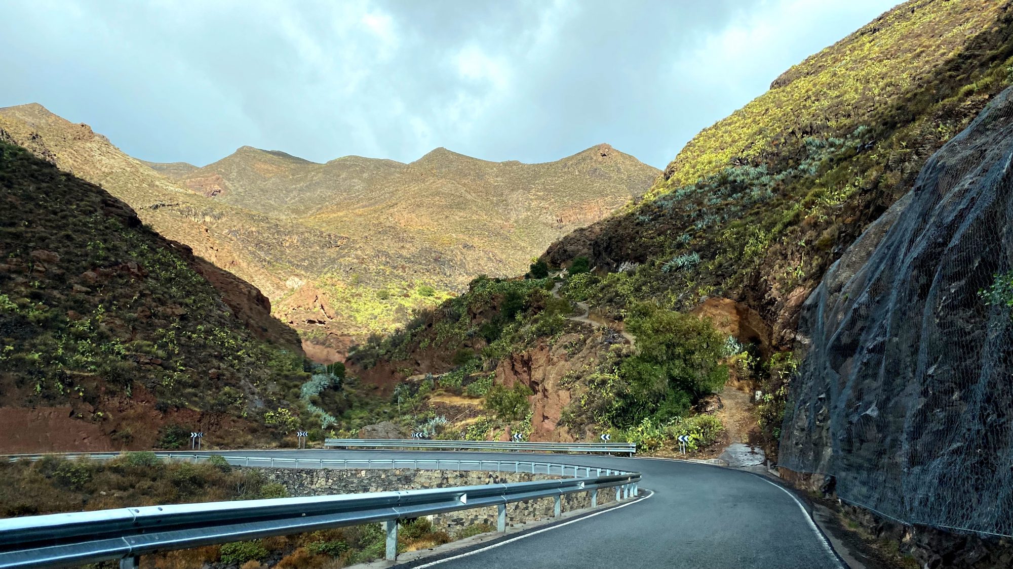 Scenic drive in the Canaries Scenic drive in the Canaries