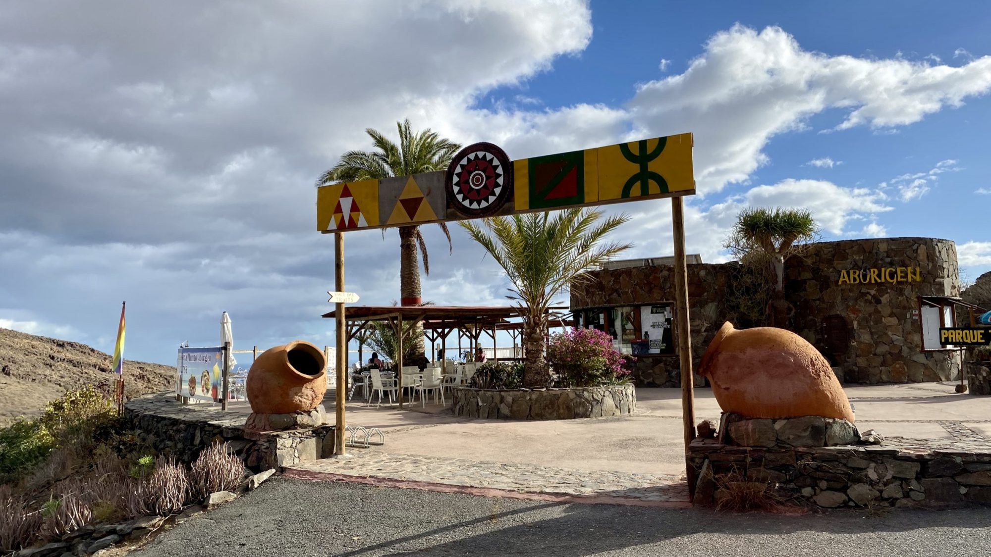Mundo Aborigen, the historic Guanche village Maspalomas drive to Gran Canaria mountains: Mundo Aborigen