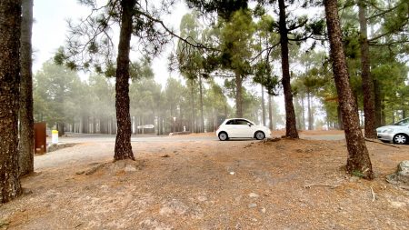Driving up to Pico de las Nieves, the highest mountain in Gran Canaria