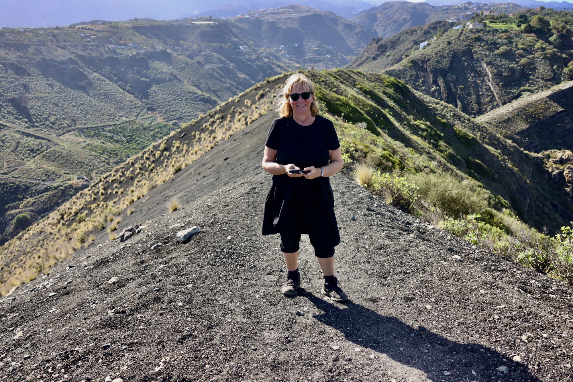 Hiking around the crater of Bandama