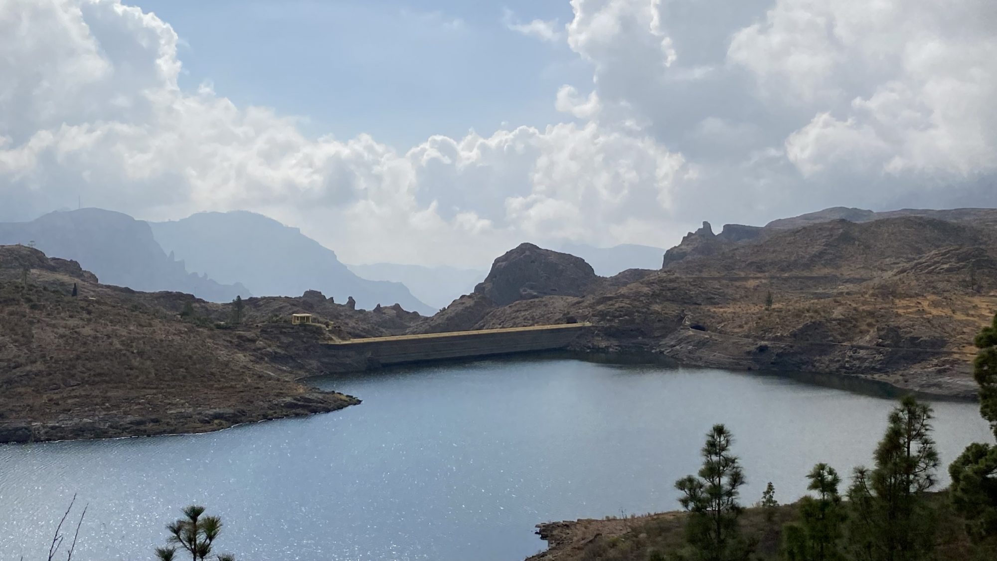 Presa de las Ninas, one of the artificial lakes in Gran Canaria Presa de las Ninas in the mountains of Gran Canaria