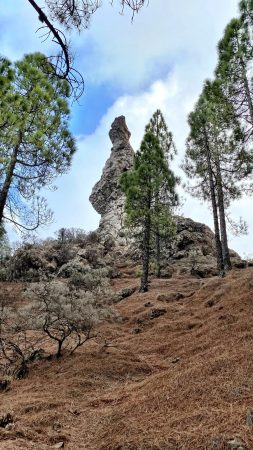 Rock formation on the hike from la Culata to Roque Nublo