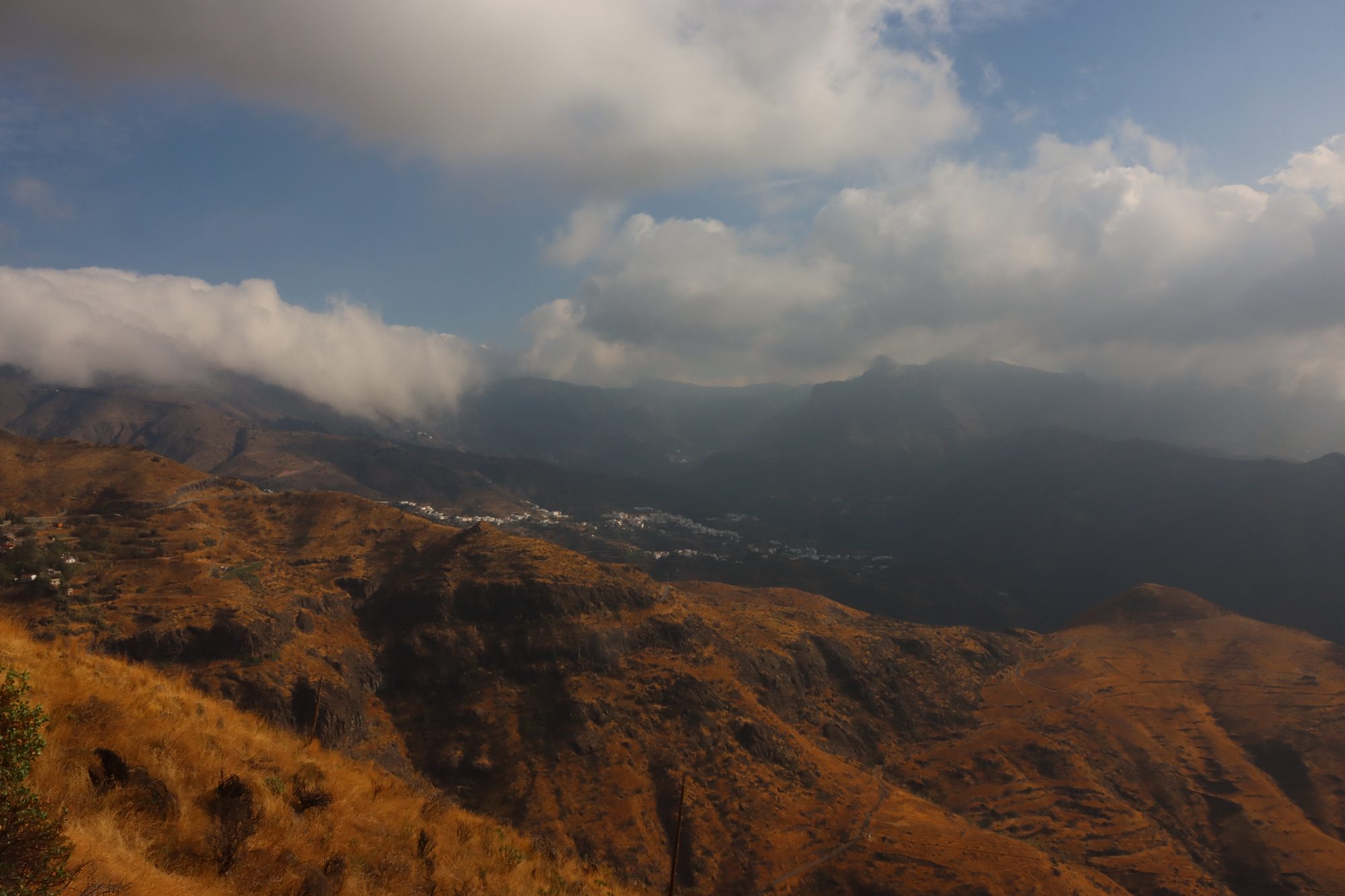 Dramatic scenery from the top of Artenara Dramatic scenery from the top of Artenara