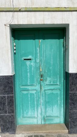 A green door in Vegueta, Las Palmas old town